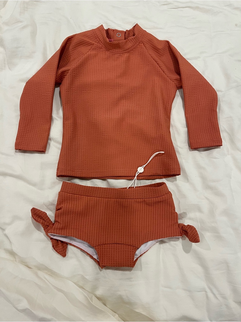 Girls Coral/Rust Long-Sleeve Rash Guard Set